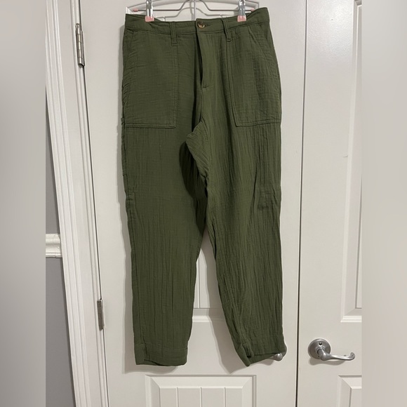 Size 8 olive green 100% cotton pants, super comfy - Picture 1 of 2